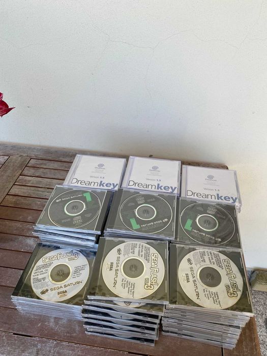 100 cds sega e dreamcast