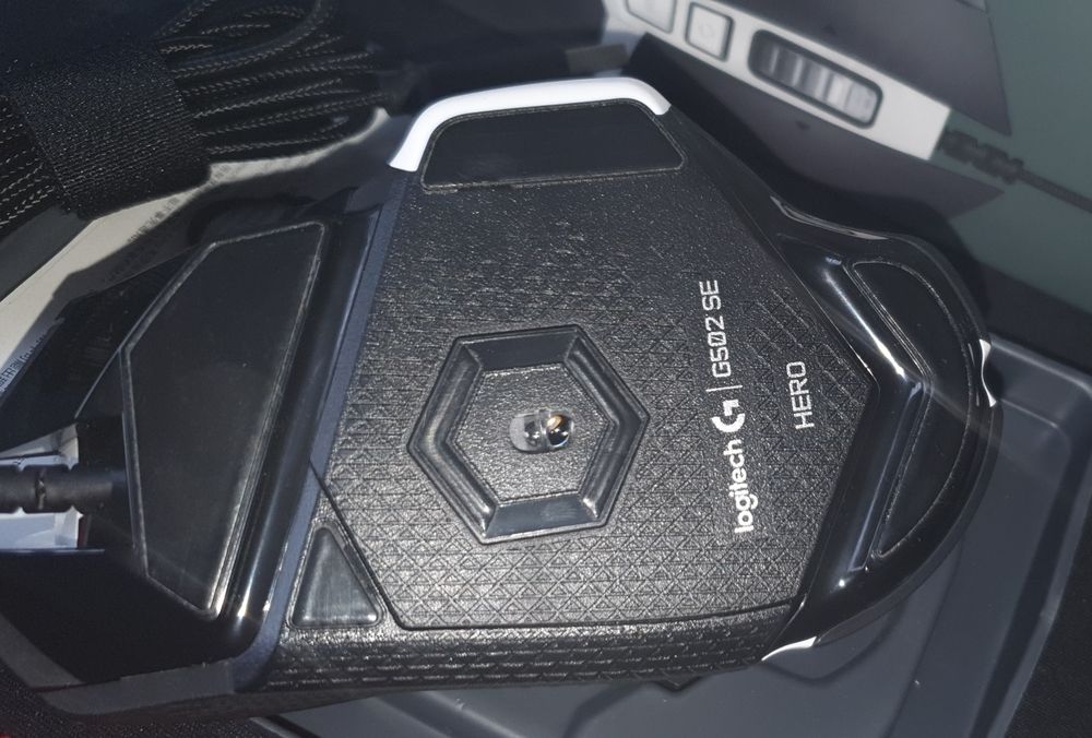 Logitech G502 HERO SE