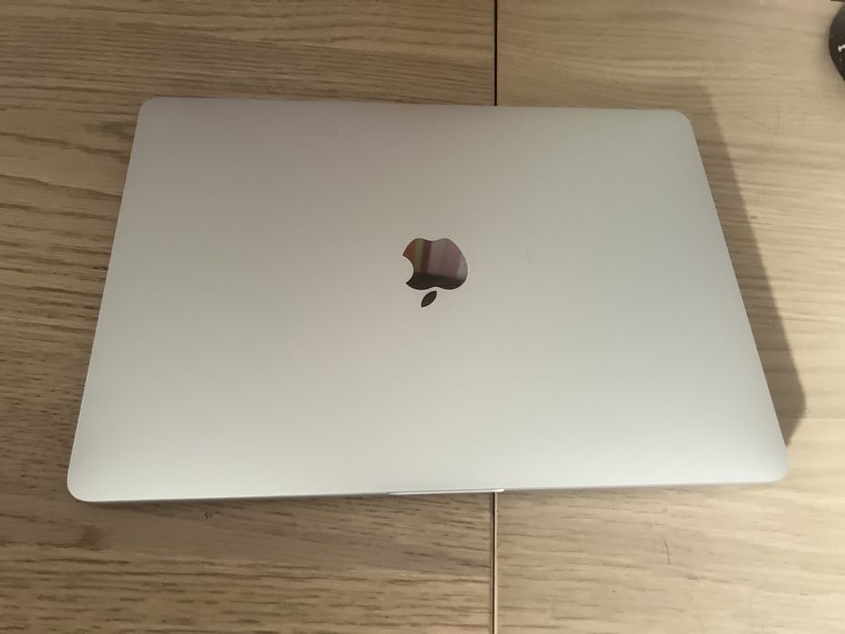 MacBook Pro 14" M2513374932499189763