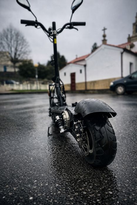 TINY TOM (Trotinete Eletrica)