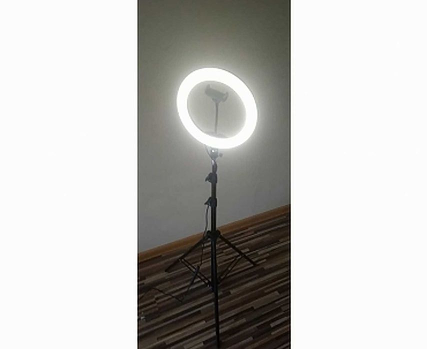 Цветна кольцевая лампа по штативом. диаметр 30 см