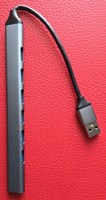 Hub USB de Alumínio 7 em 1