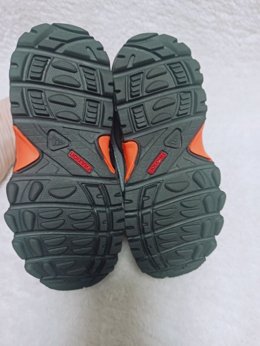 Оригінал ADIDAS Core-tex 24 розмір, 15.5 см, черевички для хлопчика