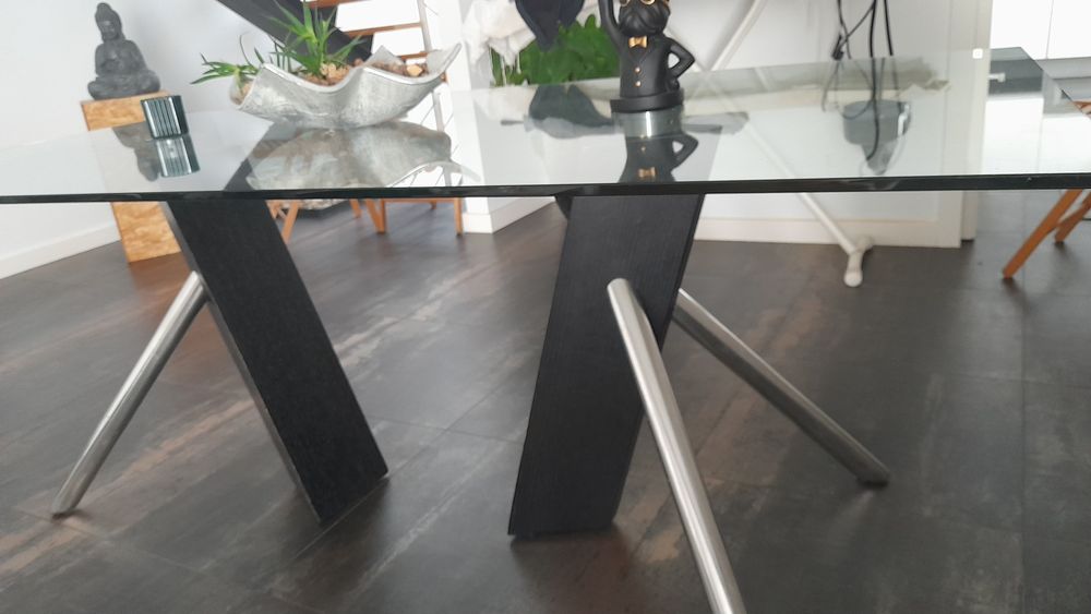 Mesa de jantar de vidro