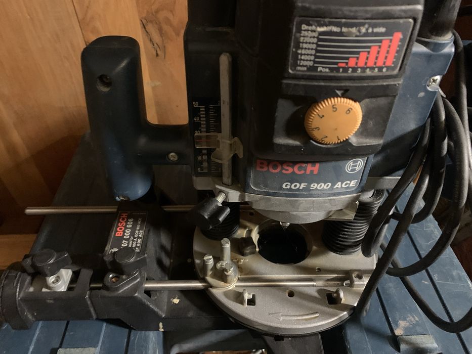 Фрезер ручной