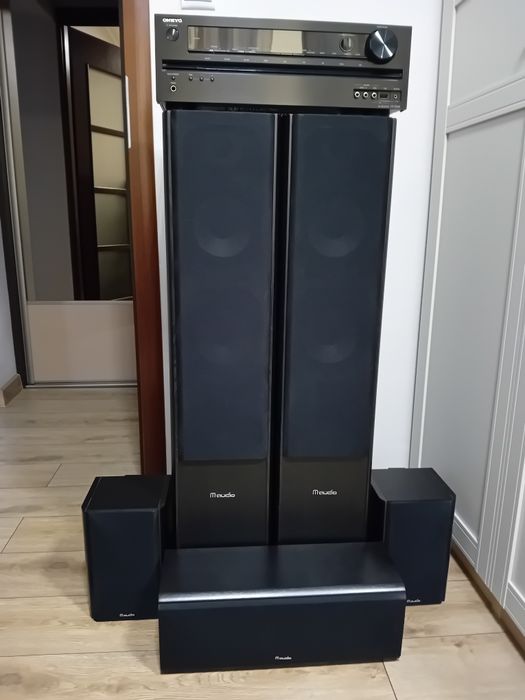 Kino domowe amplituner głośniki i kolumny