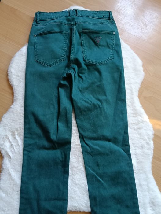 Zielone spodnie Guess