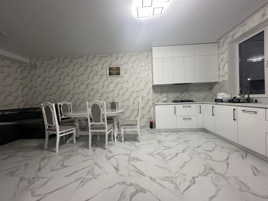 Продаж Дрім-Хауса по вул. Гоголя 83 кв. м з інд. газ опаленням 1 сот землі м. Бориспіль