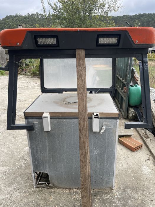 Cabine trator universal