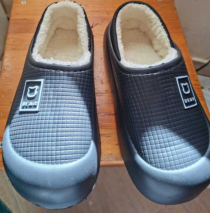 Chinelos Unissexo N°41 – Novos, Quentes e Confortáveis