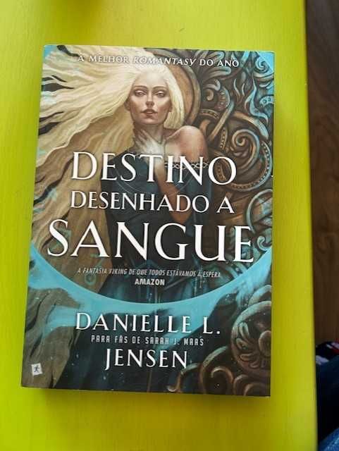 Destino Desenhado a Sangue Os Sem Destino Livro 1  Danielle L. Jensen