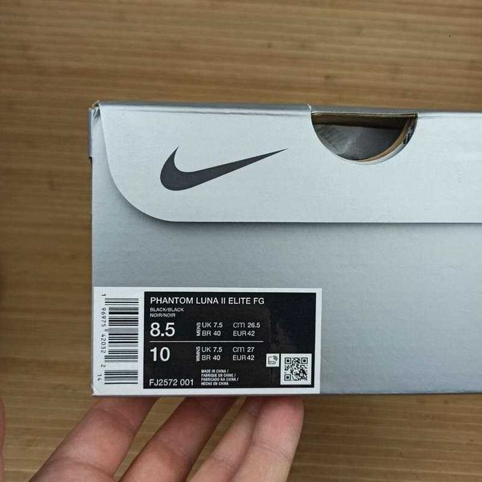Бутси Nike Phantom Luna II Elite FG Розмір 41 (26 см.)
