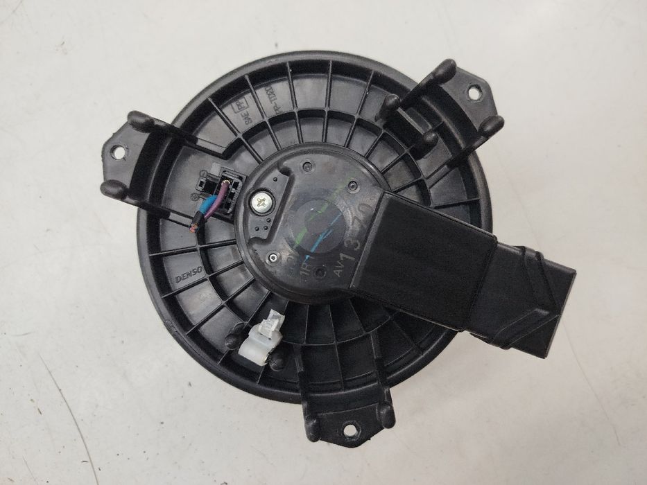 Motor de Sofagem - TOYOTA Yaris (_P13_) | 10 -