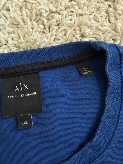 Свитшот Armani Exchange.