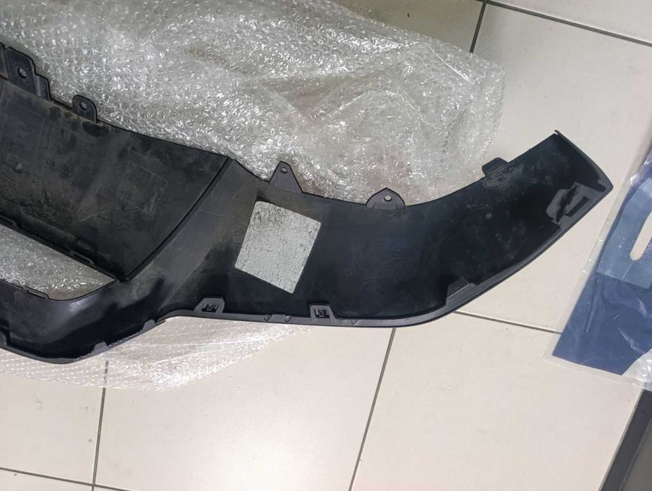 спойлер переднього бампера Porsche Cayenne III 3  LIFT 9Y0  9Y0807061E