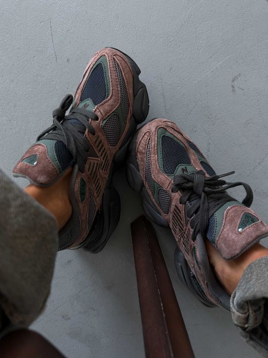 Buty New Balance 9060 Beef and Broccoli