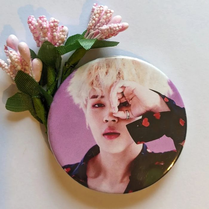 Значок BTS | Jimin
Стан: новий
Діаметр: 5,5 см.