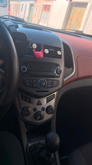 Vende-se automóvel – Preço negociável