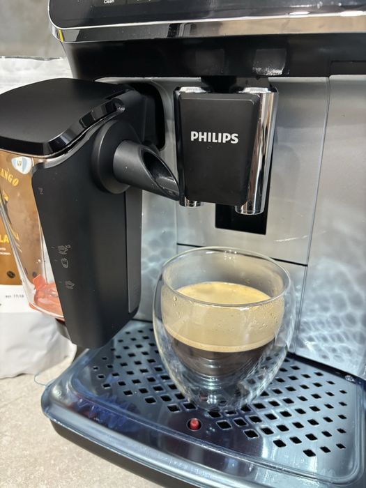 Кавомашина Philips late go 5500