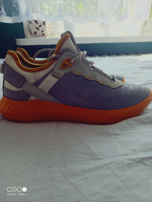 Buty Ecco s.t.1 37