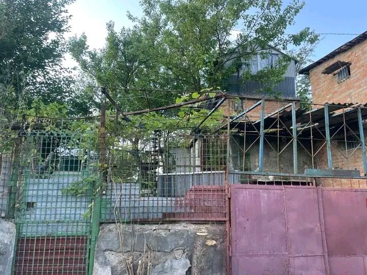 Земельна ділянка з доміком Мала Вільшанка