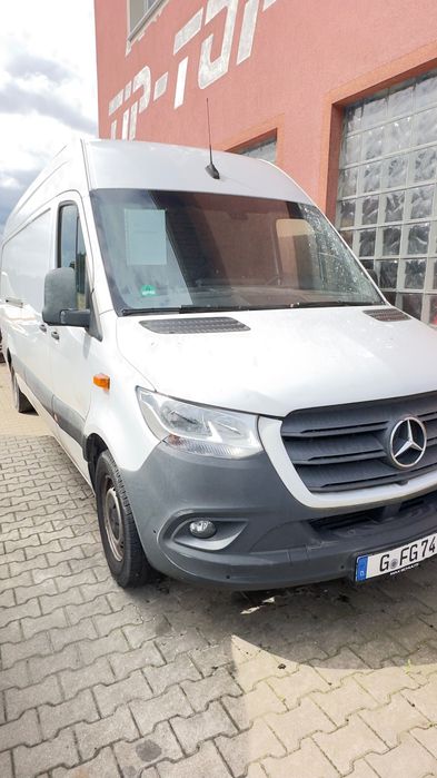 mercedes sprinter