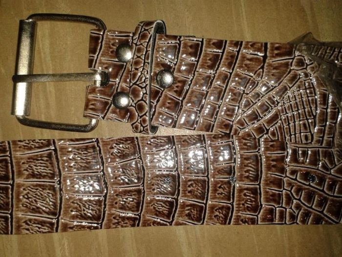 Nowy pasek skóra węża