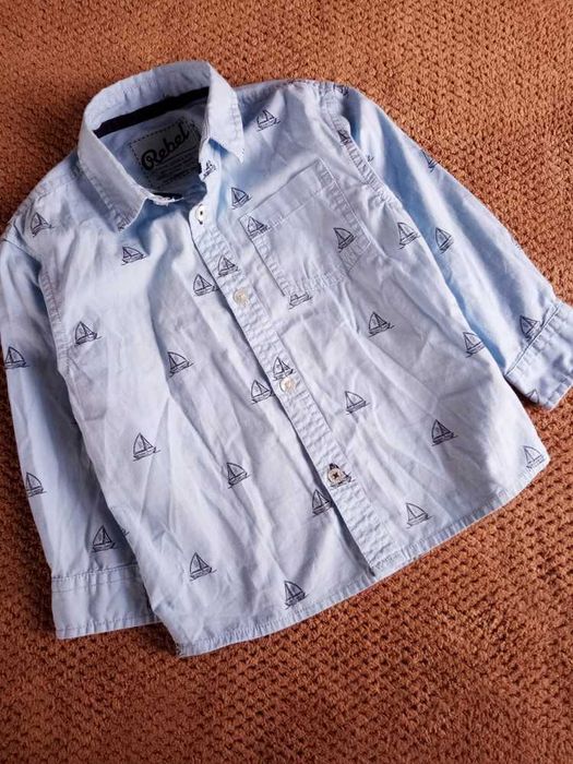 Классная рубашка Rebel на парня 3-4 года,  р. 104
Состояние отличное