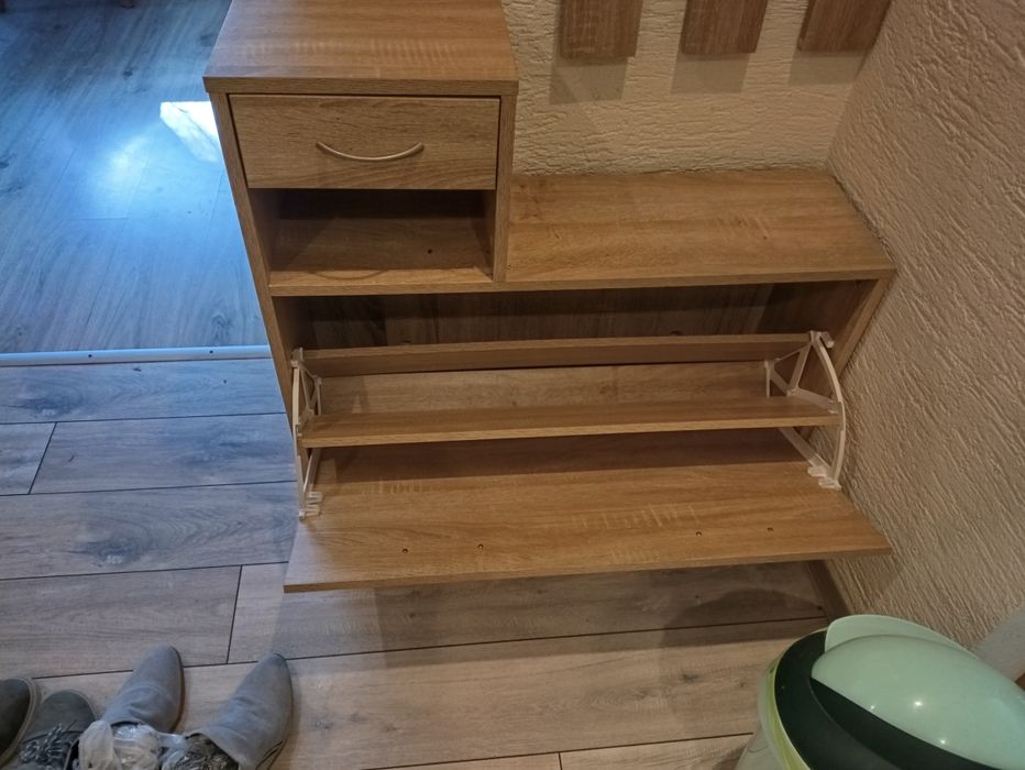 Szafka do przedpokoju