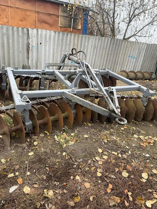 Продам дискову борону