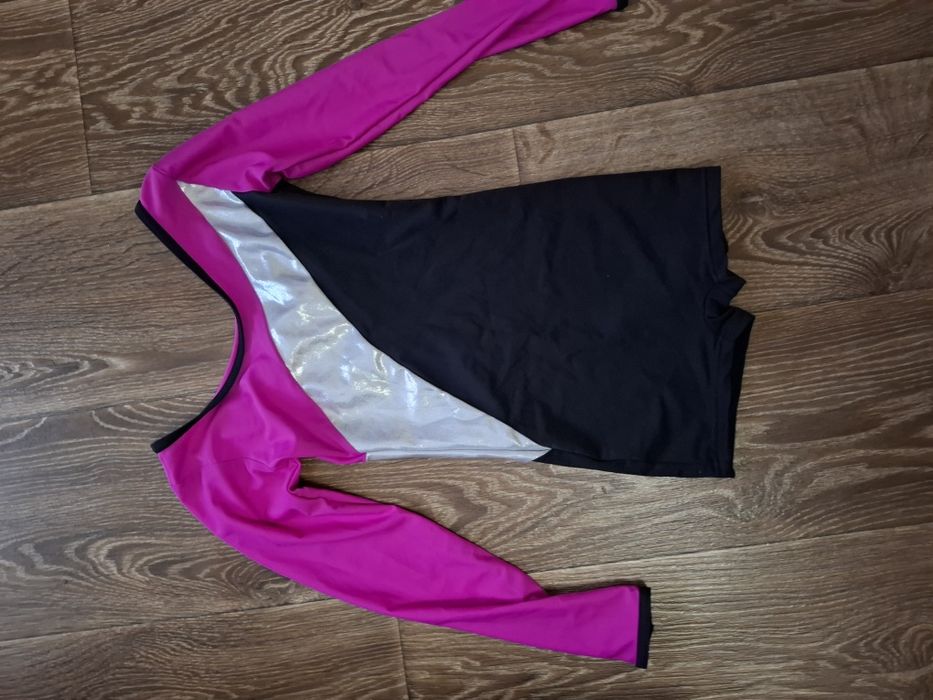 Трико для танцев художественной гимнастики