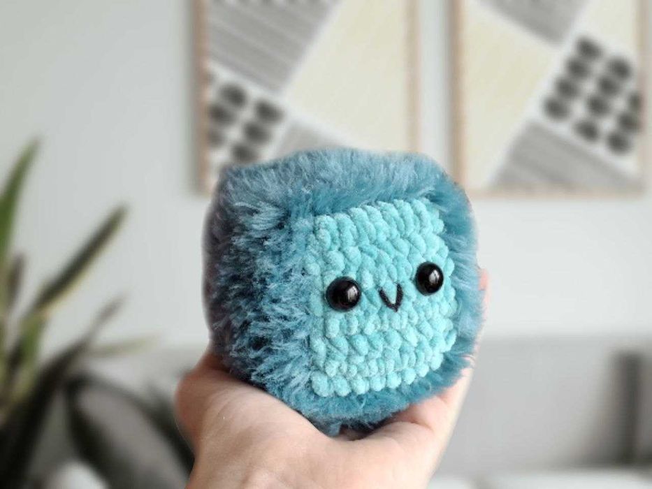 В'язаний Fluffy Fall. Ручна робота!