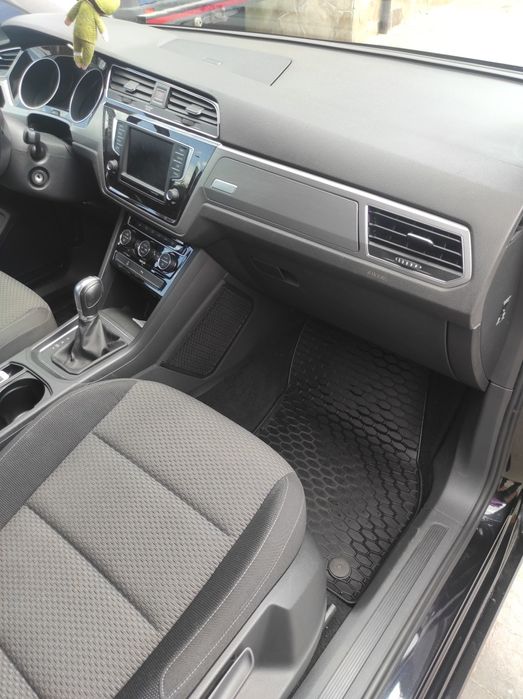 Фольксваген тоуран