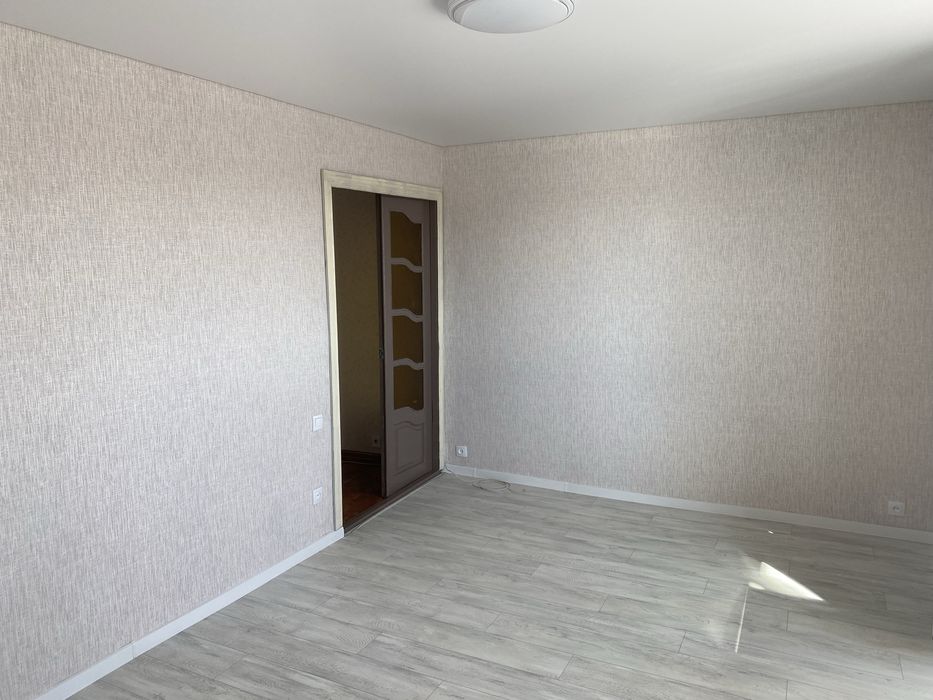 Продам квартиру в Сатанові