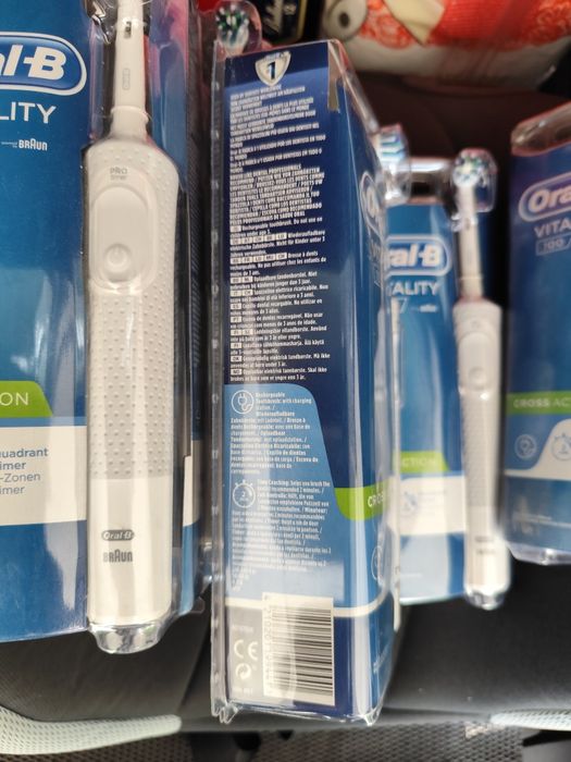 Escova elétrica ORAL B  VITALITY pro