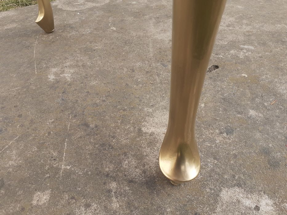 Журнальний стіл барокко