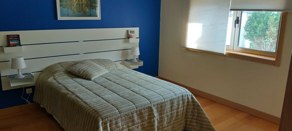 Quarto para menina estudante com WC Privado – Tovim de Cima