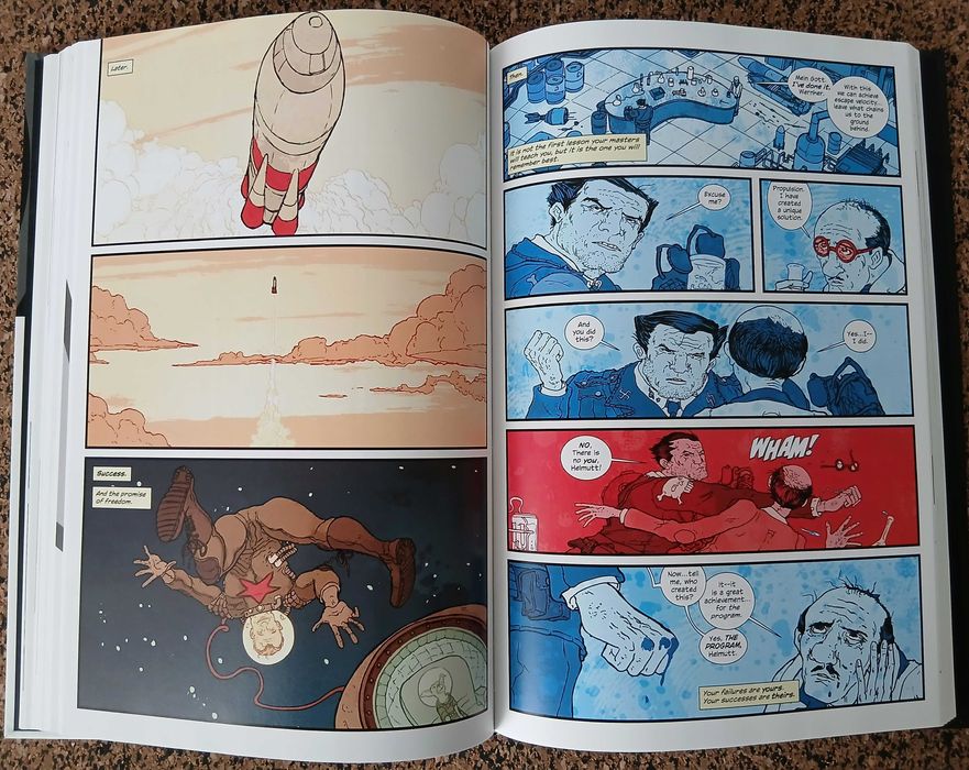 BD - The Manhattan Projects Deluxe Edition Book 1