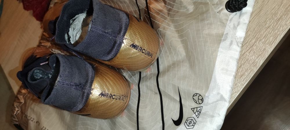 Uzywabe korki profy Nike Zoom superfly 9 Elite Qatar Ag-Pro r. 42.5