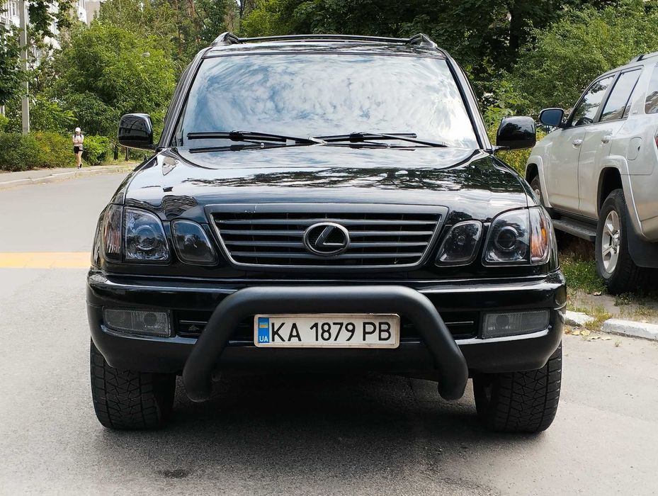 Lexus LX470 чёрный газ бензин