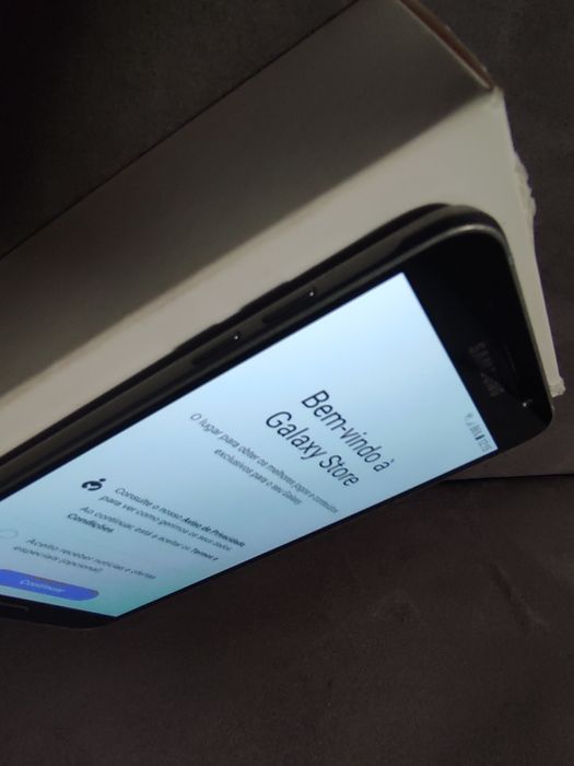 Telemóvel Samsung Galaxy J7 16GB