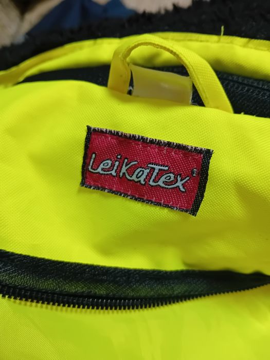 Робоча,світловітбивна куртка.52-54р.