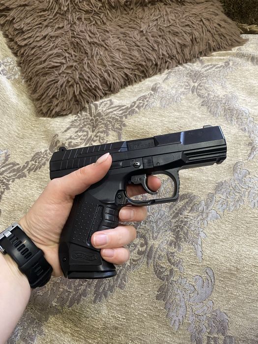 Дитячий пістолет WALTHER P99