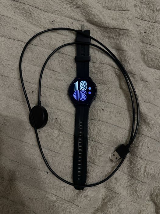 Samsung galaxy watch 4 44mm LTE