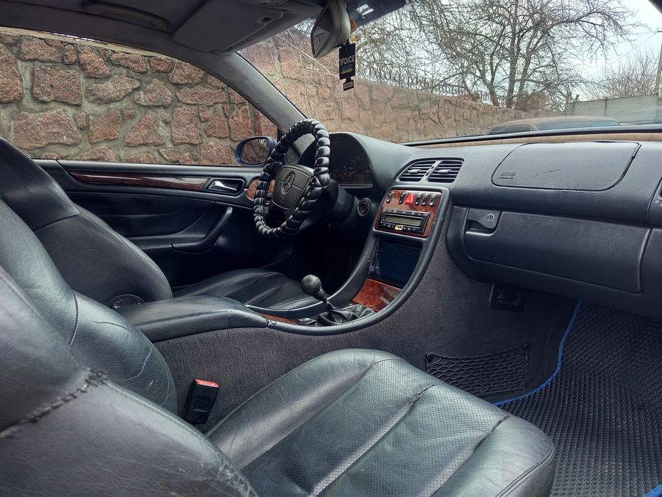 Мерседес CLK 200