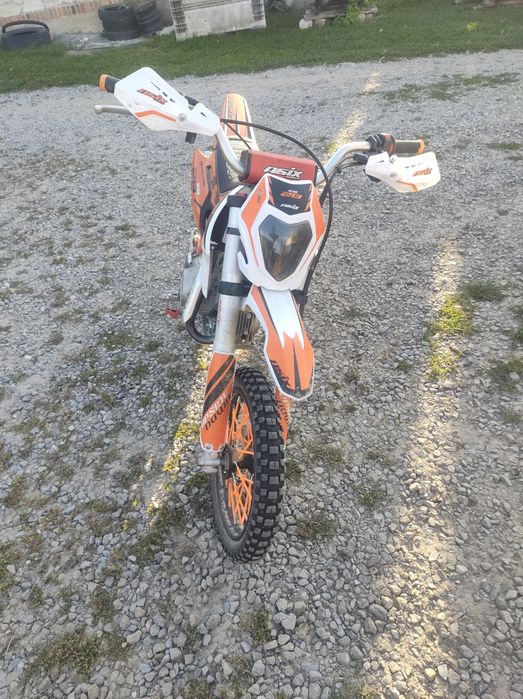 ASIX XB-28 125cc, koła 14/12
