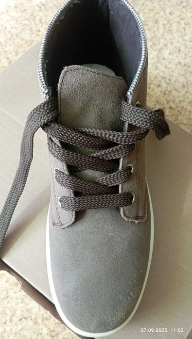 Ботинки демісезон унісекс шкіряні розмір 38 22,5 см