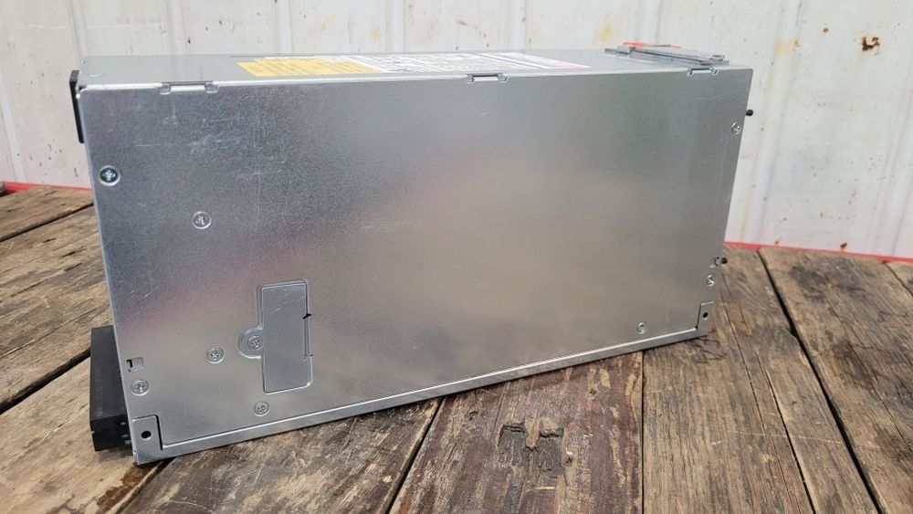 Блок питания DELTA Electronics