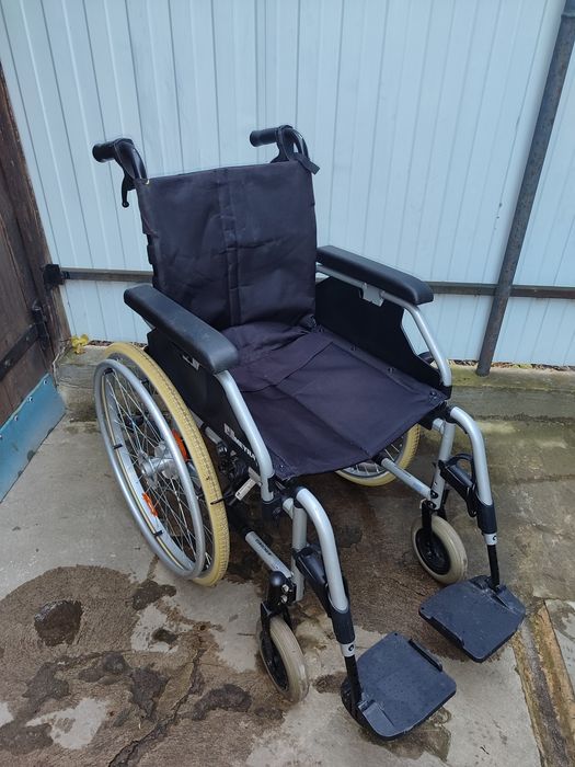 Крісло колісне MEYRA з Німеччини (ширина сидіння 43 см)