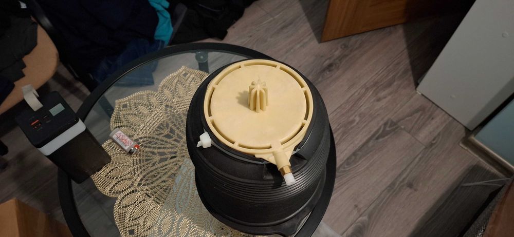 Miech/poduszka pneumatyczna tyl  audi a6c6